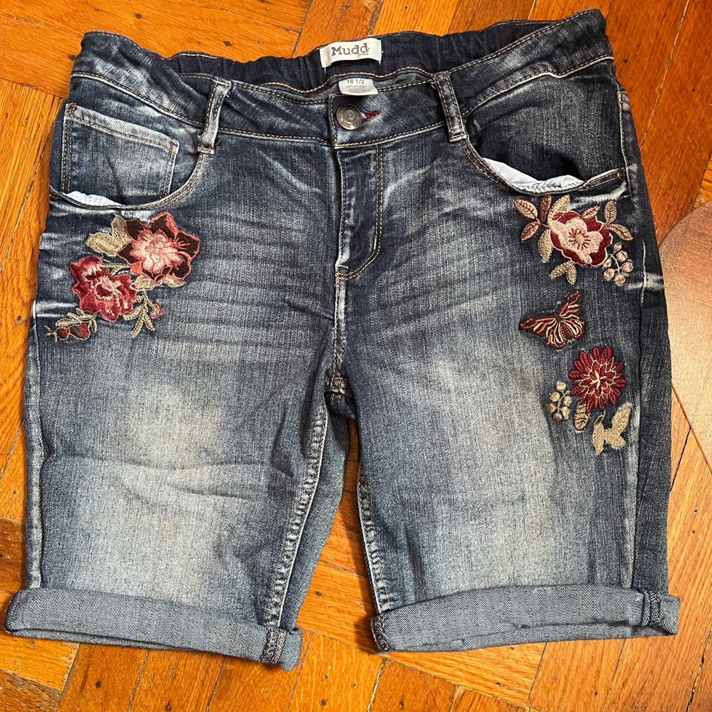 Mudd Girls Size 16 1/2 Flower Embroidered Denim Bermuda Shorts